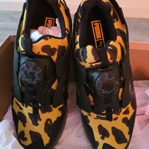 Puma Men's Bold Yellow and Black Sneakers